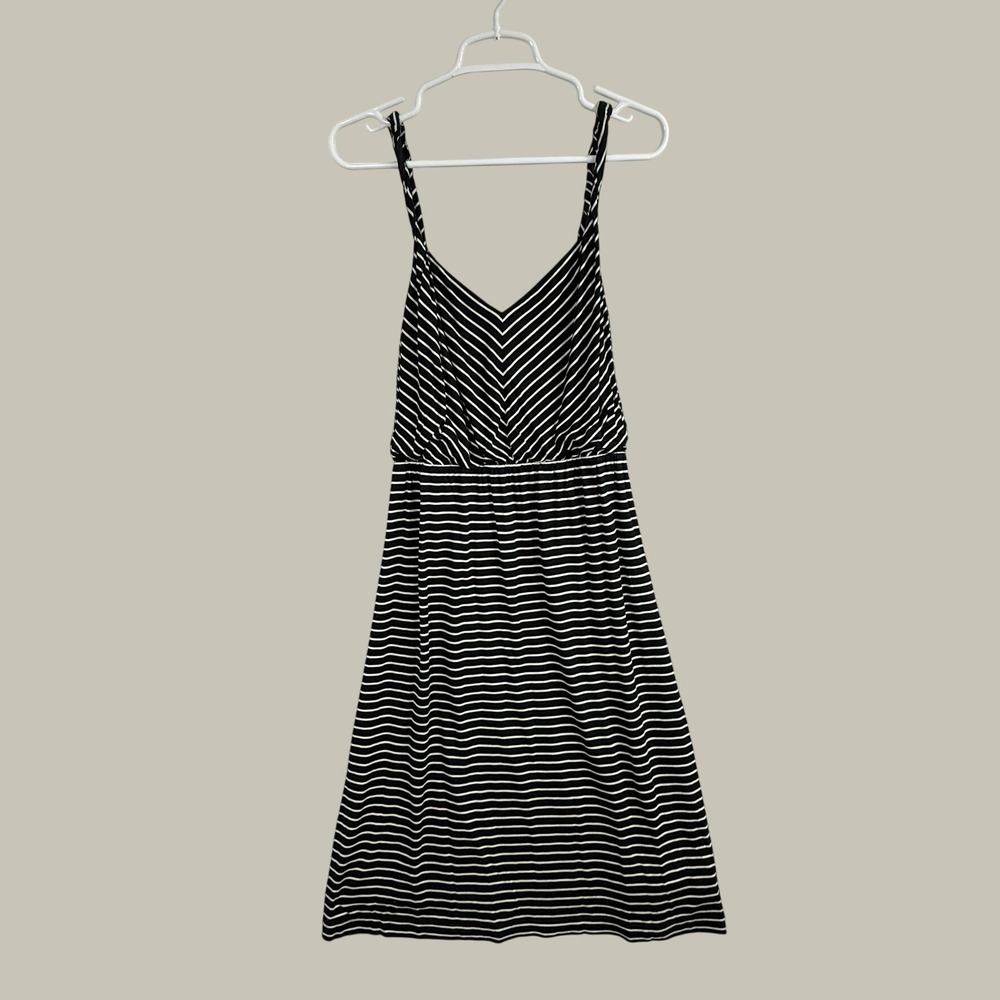 Loft Ann Taylor Black White Striped V-Neck Knit Dress Medium Sleeveless Sundress